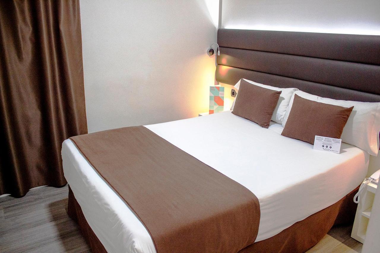 Bcn Urbaness Hotels Del Comte Barcelona Zewnętrze zdjęcie