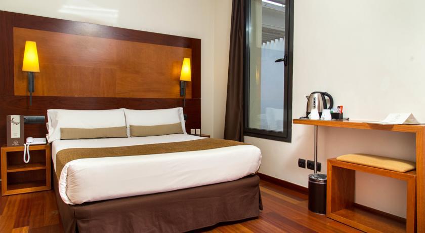 Bcn Urbaness Hotels Del Comte Barcelona Zewnętrze zdjęcie
